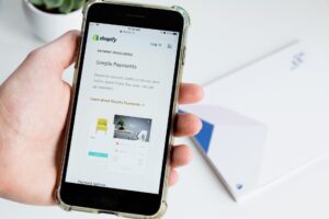 shopify vs wordpress